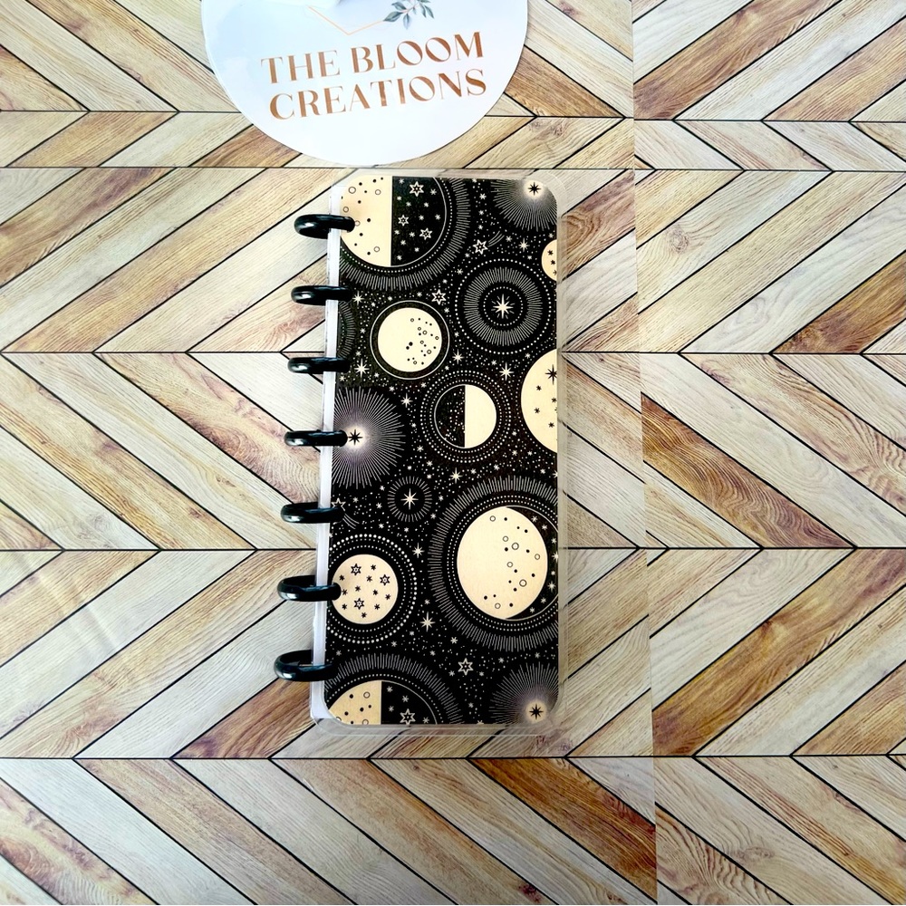 Happy planner skinny mini size weekly layout notes Moon stars constellation